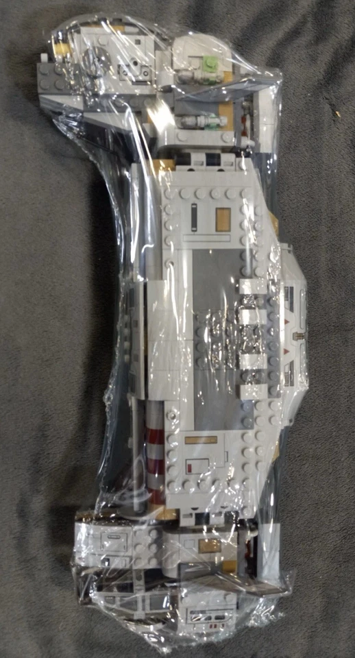 LEGO Star Wars Resistance Troop Transporter 75140 Built Set w/out Minifigures - Image 1 of 1