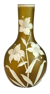ANTIQUE ART GLASS VASE MARKED "CAMEO 444" WHO IS THE MAKER? - Picture 1 of 6
