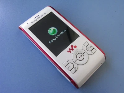 Sony Ericsson W595  Cosmopolitan-White, Guter Zustand Slider Handy - Bild 1 von 4