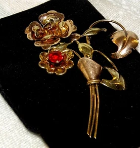 Vintage Gold Filled 1940's Brooch Red Glass Brooch Pin 12gr. 3" x 2 1/2" - Picture 1 of 12