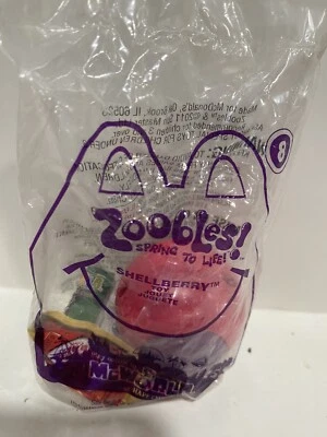Juguete Happy Meal McDonald's Zoobles Shell Berry 2011 coleccionable sin abrir Foto 1 de 3