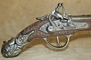 Toy Pirate Gun with Bright Orange Tip Made in Spain by Gonher - Picture 1 of 4