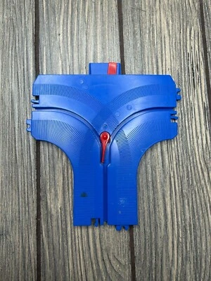 De colección 1994 Tomy Big Big Loader repuesto pieza de pista azul Foto 1 de 2