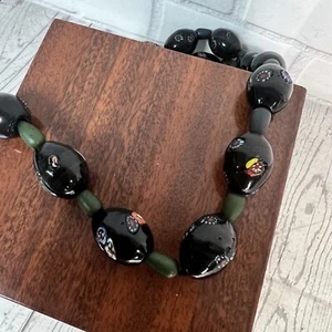 VINTAGE Chunky HEAVY VENETIAN ITALIAN ART GLASS Bead NECKLACE BLACK Tiny FLOWER - Picture 1 of 9