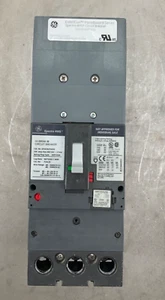 G.E. EZSFHA36AT0250 CIRCUIT BREAKER 250 A 600V ENTELLEON SRPF250A250 PLUG - Picture 1 of 10