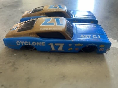 Lote de 2 campeones de carreras #17 David Pearson Holman Moody 1969 Mercury Cyclone Foto 1 de 4