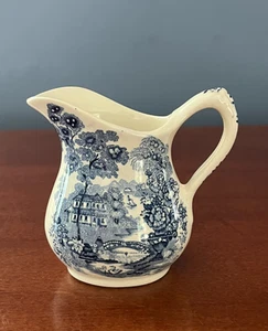 ARTHUR WILKINSON ROYAL STAFFORDSHIRE TONQUIN BLUE MINI CREAMER 1930S EUC - Picture 1 of 9