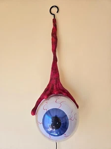 Giant Hanging Ripped out Eyeball Halloween Horror 2004 Prop Decoration Very Rare - Picture 1 of 23