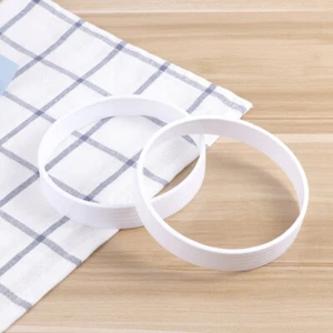 2 stücke Weiß PP Kunststoff Putting Green Loch Cup Ringe Trainingshilfe Zubehör - Bild 1 von 11