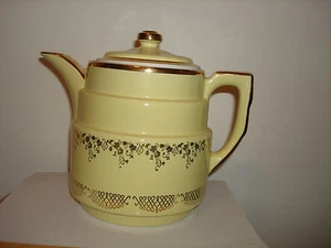 Vtg Large Superior Hall's Glazed Pottery Yellow Teapot Gold Colored Trims 8" T - Picture 1 of 9