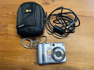 Nikon coolpix 5200 avec sac, comme pièce de rechange - Photo 1/3