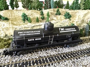 Custom Painted AFL Tank Car - (S Gauge) FMC CHEMICALS - Picture 1 of 2