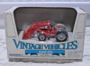 Ertl Ford 8N Tractor Red Loader Vintage Vehicle made USA 1/43 FD-2512-1HEO-R-B2 - Picture 1 of 4