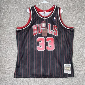 Mitchell & Ness Scottie Pippen Jersey Mens 2XL Chicago Bulls 95-96 Swingman - Picture 1 of 8