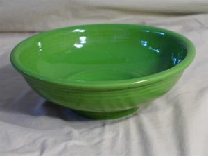 Homer Laughlin Co. Fiesta Ware 10" SHAMROCK GREEN FOOTED SERVING/DISPLAY BOWL - Picture 1 of 4