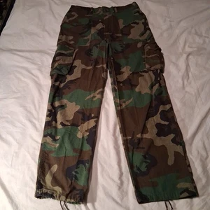 Pantalone cargo esercito uomo 32?x32? Pantalone utilità militare USA verde mimetico Woodland - Foto 1 di 9