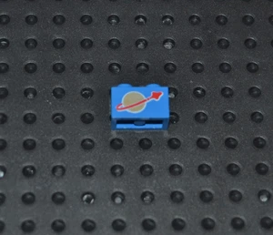 E070 Lego Classic Space 1 bedruckter Stein 1x 3004p90 goldener Mond - Bild 1 von 1