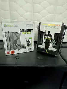Console XBOX 360 Call of Duty MW3 Microsoft 320 Gb +Cuffie Limited Edition NUOVO - Foto 1 di 12
