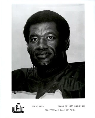 Foto firmada por Bobby Bell 8x10 autografiada de los Chiefs PSA/DNA AH29631 Foto 1 de 2