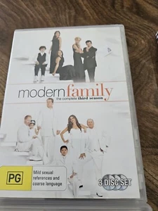 Modern Family Season 3 (DVD, 2011) - Picture 1 of 1