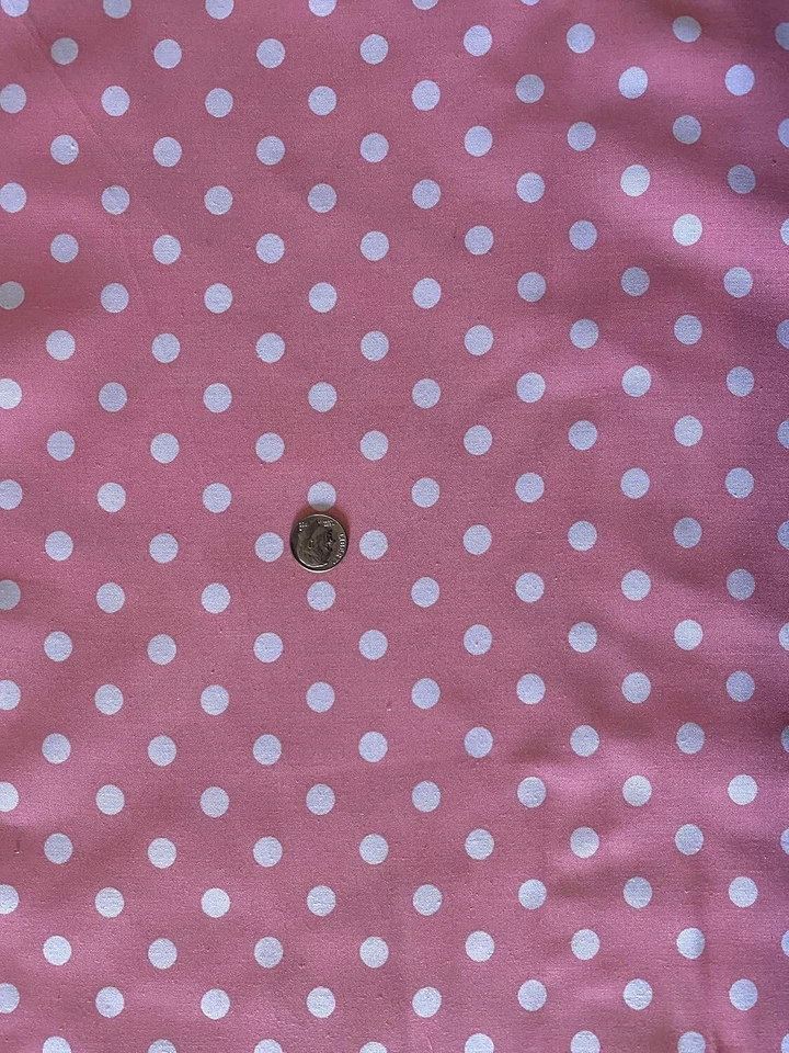Pequeña tela de polialgodón a lunares por yarda - 14 colores para coser hágalo usted mismo Foto 1 de 1
