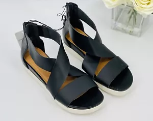 Universal Thread Hummingbird Platform Sandals Womens Size 6 Shoe Black NEW - Picture 1 of 9