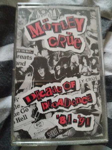 Motley Crue - Decade of Decadence '81 - '91 - Elektra EKT95C 1991 - Picture 1 of 6
