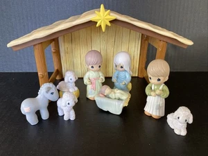 Precious Moments Weihnachtskrippe Spiel Spielzeug Figuren Teile 2002 *LESEN* - Bild 1 von 6