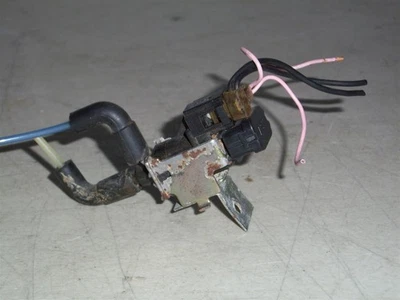 1985 Jaguar XJ6 HVAC Vacuum Switch RTC670 - Image 1 of 4