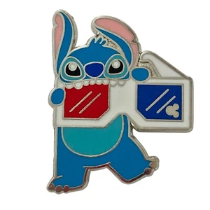 Disney Lilo & Stitch Trading Pin Shanghai Hidden Mickey 3D Glasses SHDL 2020 - Picture 1 of 7