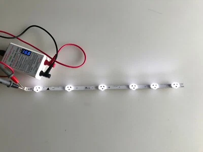 Magnavox / Emerson / Funai 40" LED Parte # UDULED0SM039 LED Tira A Foto 1 de 4