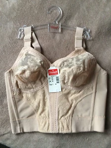 TRIUMPH DOREEN 36C Beige Long Line Soft Cup Bra Style L NWT - Picture 1 of 8