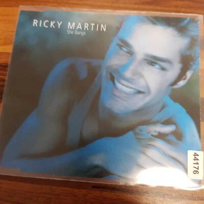 RICKY MARTIN: She Bangs    > VG (MCD) - Bild 1 von 3