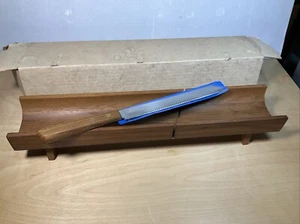 Vintage MCM Selandia Designs Thailand Teakwood French Bread Holder/Slicer 17.5" - Picture 1 of 17