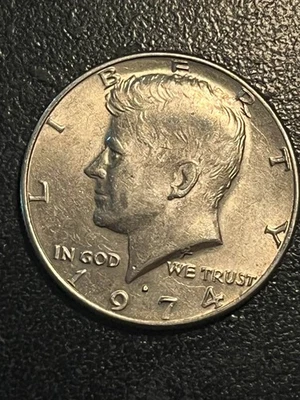 D Kennedy 1974 medio dólar DDO error en la parte posterior Foto 1 de 4