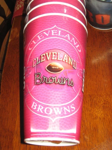 PINK CLEVELAND BROWNS HOLOGRAPHIC TUMBLERS/CUPS 4 NEW Cover