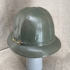 DE COLECCIÓN GORRA GUCCI AJUSTADA MUJER CUERO MEDIANO ECUESTRE BIT ITALIA AÑOS 70 - Imagen 1 de 9