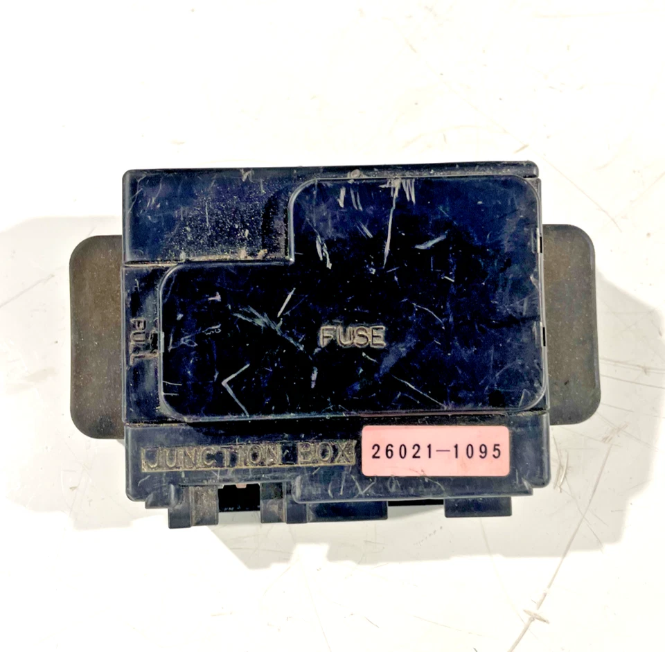 Caja de fusibles principal Kawasaki ZX6R ZX636 A1P Ninja 1998-2002 ZX7R ZX9R 260211095 Foto 1 de 4