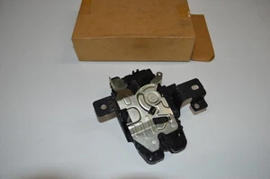 2012-22 RANGE ROVER L405 HSE TAILGATE LATCH LOCK LEFT LR072586 OEM NEW - Bild 1 von 6