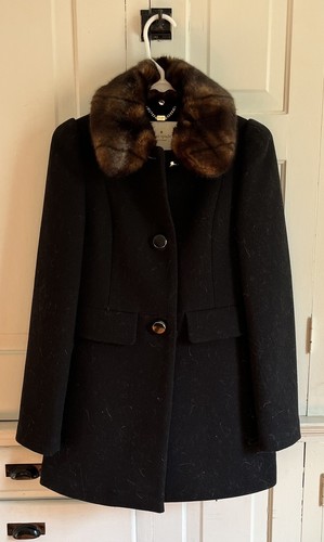 Cappotto in lana Kate Spade con collare in pelliccia sintetica visone