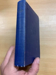 1947 "THE GOLDEN TREASURY" BEST ENGLISH SONGS & LYRICAL POEMS HARDBACK BOOK (P3) - Picture 1 of 12