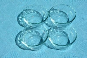 Retro Set x 4 PYREX PIE Serving Dish /Dessert Dish 6oz-175mL. As New. Small RARE - Picture 1 of 1