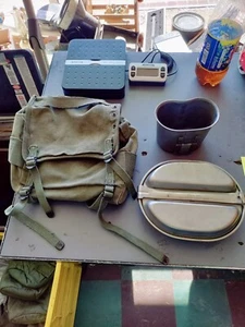 Vintage US Army Canvas FANNEY PACK MESS KIT CANTEEN CUP MILITARY - Picture 1 of 19