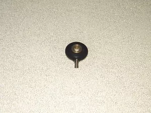 YAESU FT-101 SERIE INNENKNÖPFE (AF-RF GAIN) ODER (MIKROFONVERSTÄRKUNG - TRÄGER) - Bild 1 von 1