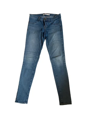 Pantalones de mezclilla para niña marca J color azul talla 24 hechos en EE. UU. 98 % algodón 2 % elastina Foto 1 de 4