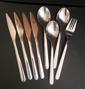 Ikea Fornuft Flatware Set 8 Pieces Dinner Knives Fork Spoons Silverware - Picture 1 of 11
