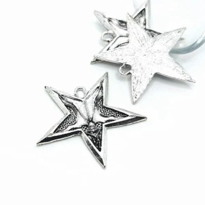 1, 4 o 20 piezas a granel Colgantes Grandes de Pentagrama de Demonio de Plata - Vendedor de EE. UU. - AS1336 - Imagen 1 de 5
