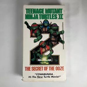 Teenage Mutant Ninja Turtles 2: Das Geheimnis der Schlucht (VHS 1991) Paige Turco - Bild 1 von 8