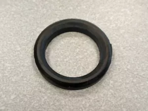 GENUINE BRAND NEW KIA CARNIVAL 2001-2005 RING - OIL CAP, GSL - Picture 1 of 3