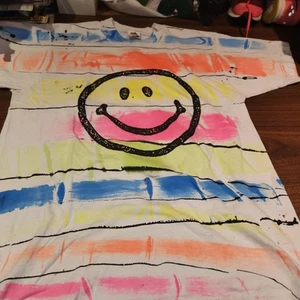 Camicia VINTAGE Smiley Face fatta a mano adulto taglia L etichetta Fruit of Loom colori neon - Foto 1 di 6